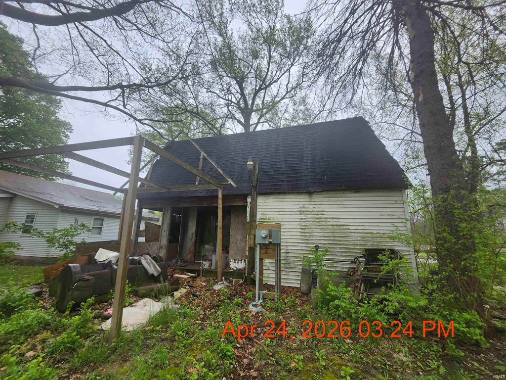 Photo of 302 E Apple Street, Argos, IN 46501 (MLS # 202616859)