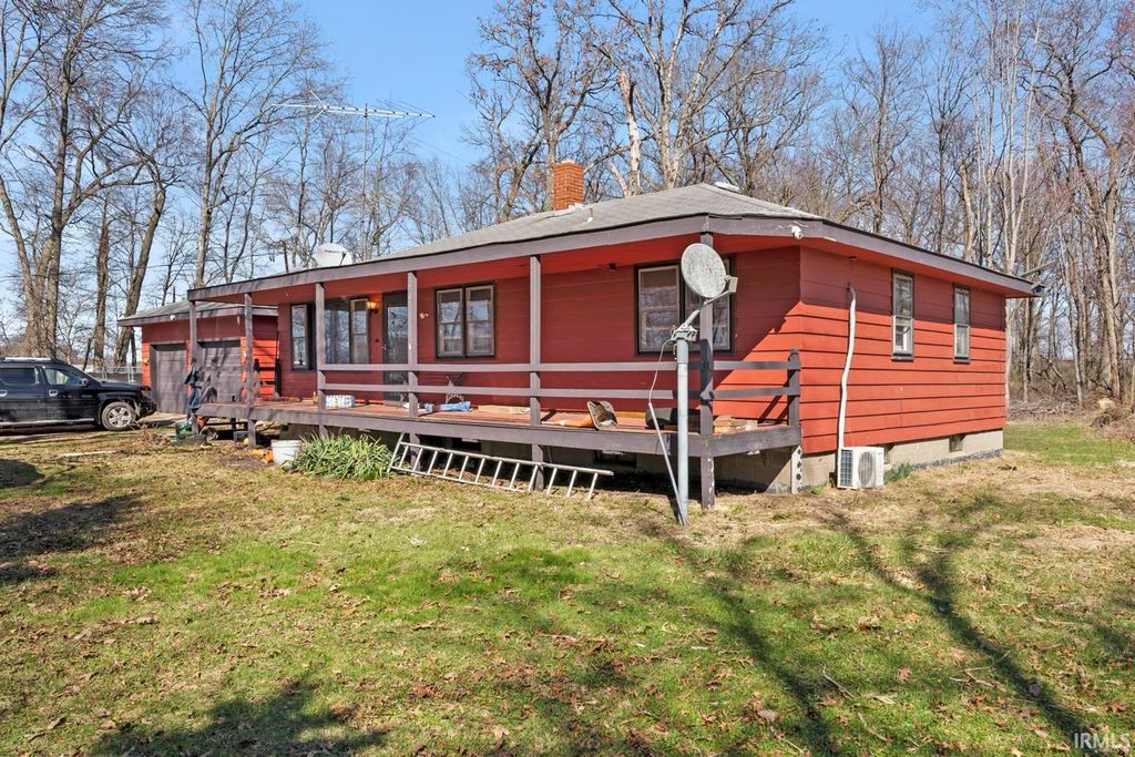 Photo of 10501 S 875 Road, Walkerton, IN 46574 (MLS # 202610537)