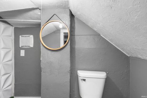 Tiny photo for 119 N Eddy Street, South Bend, IN 46617 (MLS # 202545282)