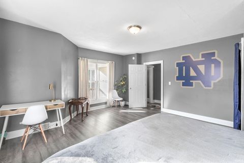 Tiny photo for 119 N Eddy Street, South Bend, IN 46617 (MLS # 202545282)