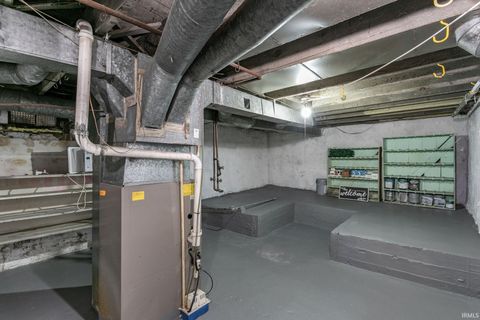 Tiny photo for 119 N Eddy Street, South Bend, IN 46617 (MLS # 202545282)