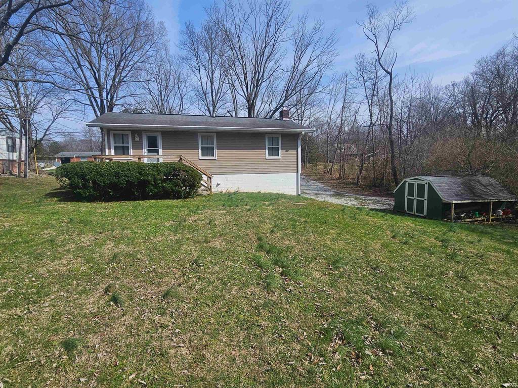 Photo of 4255 Baugh Road, Bloomington, IN 47408 (MLS # 202609427)