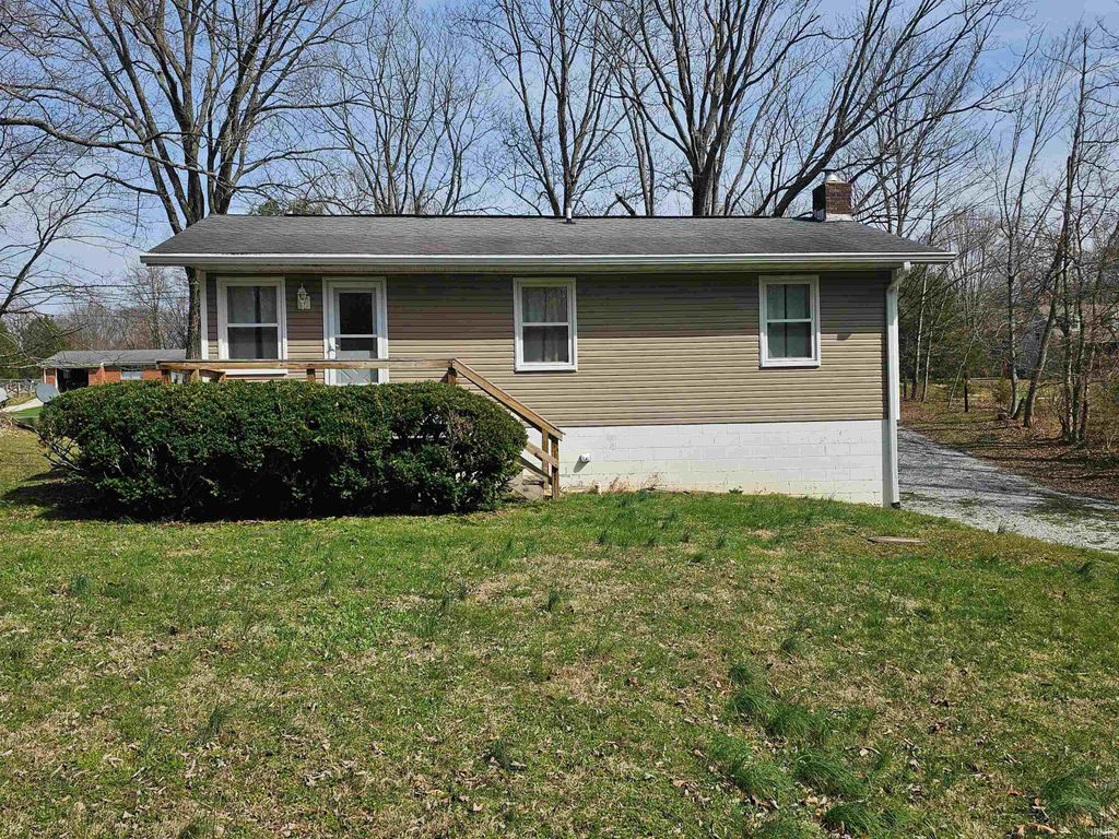 Photo of 4255 Baugh Road, Bloomington, IN 47408 (MLS # 202609427)