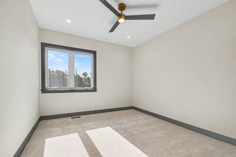 Tiny photo for 18416 Donegal Drive, South Bend, IN 46637 (MLS # 202629217)