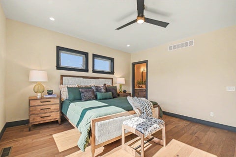 Tiny photo for 18416 Donegal Drive, South Bend, IN 46637 (MLS # 202629217)