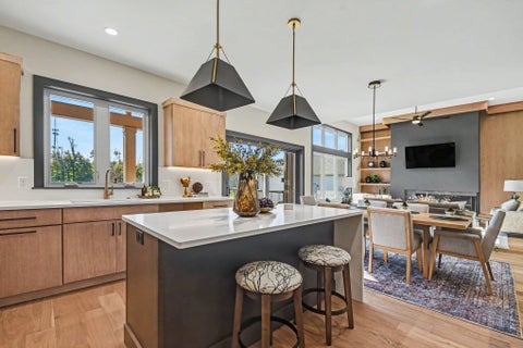 Tiny photo for 18416 Donegal Drive, South Bend, IN 46637 (MLS # 202629217)
