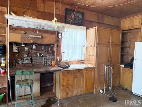 Tiny photo for 208 Park Row, Flora, IN 46929 (MLS # 202529059)