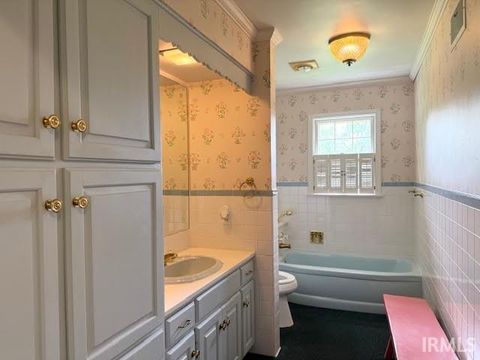 Tiny photo for 208 Park Row, Flora, IN 46929 (MLS # 202529059)