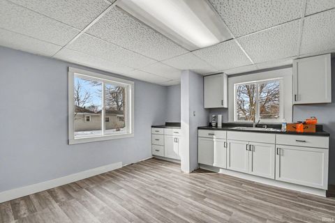 Tiny photo for 531 S Logan Street, South Bend, IN 46615 (MLS # 202604791)