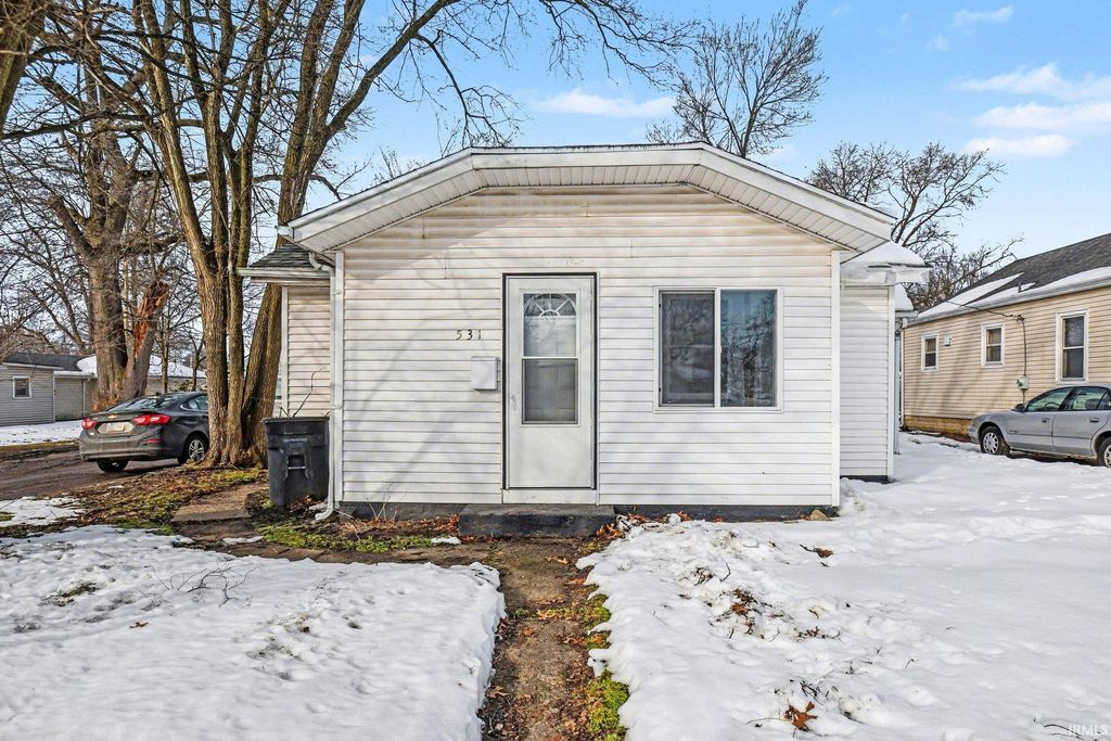 Photo of 531 S Logan Street, South Bend, IN 46615 (MLS # 202604791)
