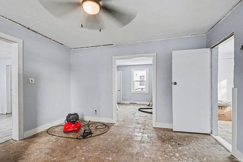 Tiny photo for 531 S Logan Street, South Bend, IN 46615 (MLS # 202604791)