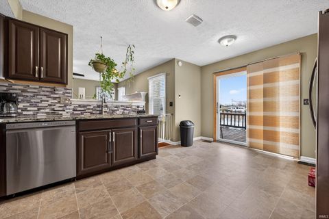 Tiny photo for 978 Boulder Way Way, Kokomo, IN 46902 (MLS # 202605885)