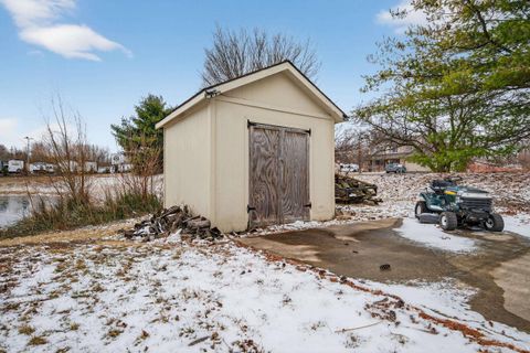 Tiny photo for 978 Boulder Way Way, Kokomo, IN 46902 (MLS # 202605885)