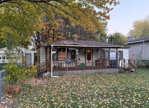 Photo of 25093 Snyder Street, Elkhart, IN 46514 (MLS # 202644917)