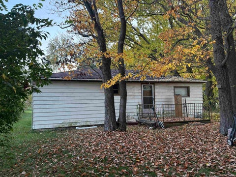 Tiny photo for 25093 Snyder Street, Elkhart, IN 46514 (MLS # 202644917)