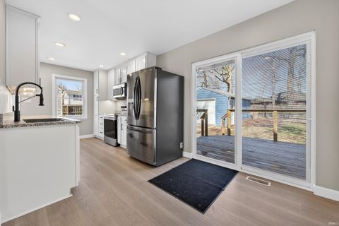 Tiny photo for 1212 W Carter Street, Kokomo, IN 46901 (MLS # 202606135)