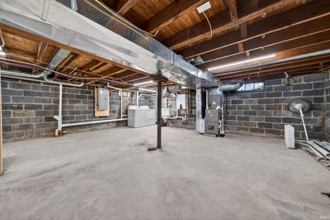 Tiny photo for 1212 W Carter Street, Kokomo, IN 46901 (MLS # 202606135)