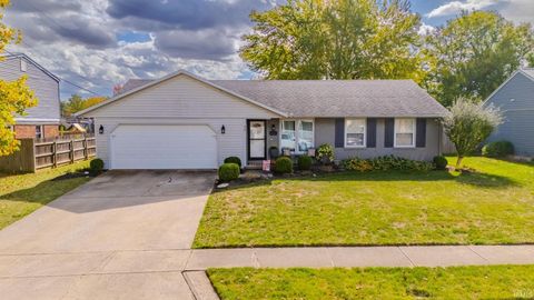 Photo of 408 Walnut Drive, Gas City, IN 46933 (MLS # 202542963) Photo of 408 Walnut Drive, Gas City, IN 46933 (MLS # 202542963)