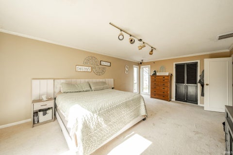 Tiny photo for 1107 Woodlawn Drive, New Castle, IN 47362 (MLS # 202613336)