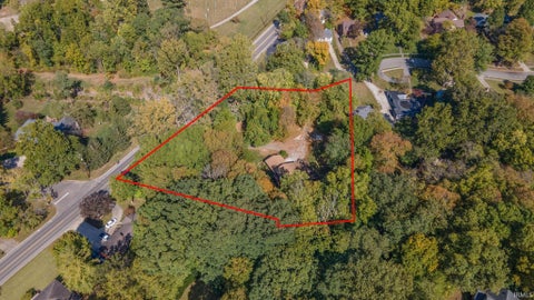 Tiny photo for 1107 Woodlawn Drive, New Castle, IN 47362 (MLS # 202613336)