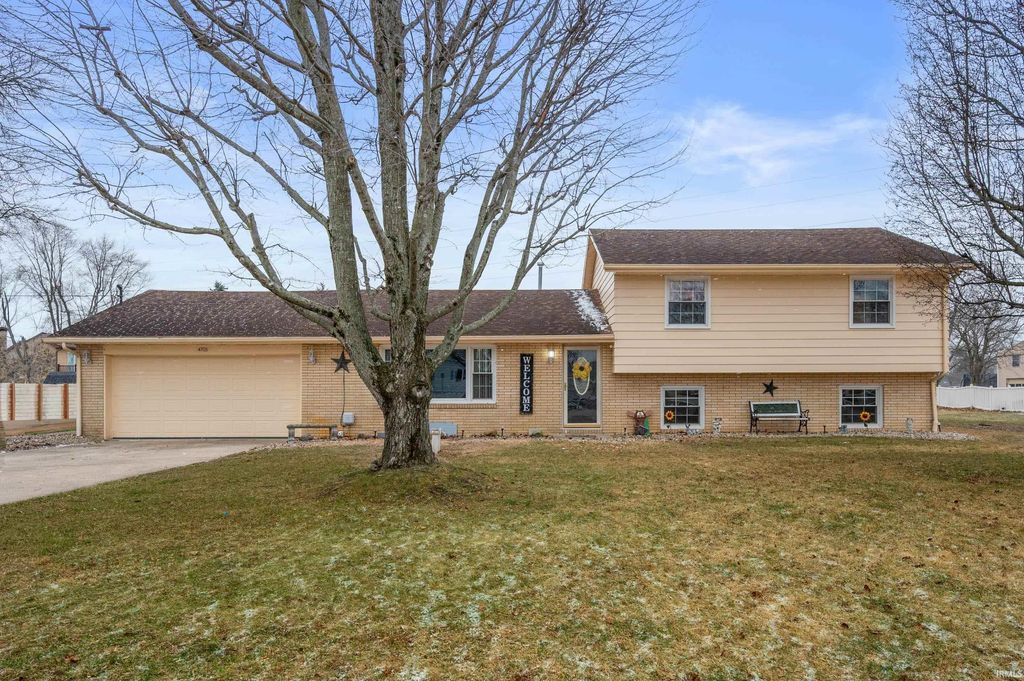 Photo of 4705 Shirley Lane, Muncie, IN 47302 (MLS # 202603839)