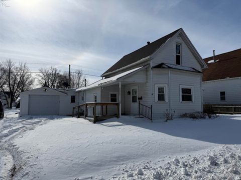 Photo of 1015 W Jefferson Street, Kokomo, IN 46901 (MLS # 202603367)