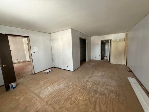 Tiny photo for 1015 W Jefferson Street, Kokomo, IN 46901 (MLS # 202603367)