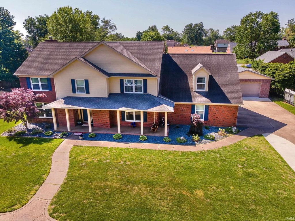 Photo of 7699 Hermitage Court, Newburgh, IN 47630 (MLS # 202615498)