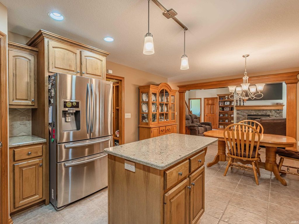 Photo of 2126 Pembroke Pines Lane, Fort Wayne, IN 46814 (MLS # 202606837)