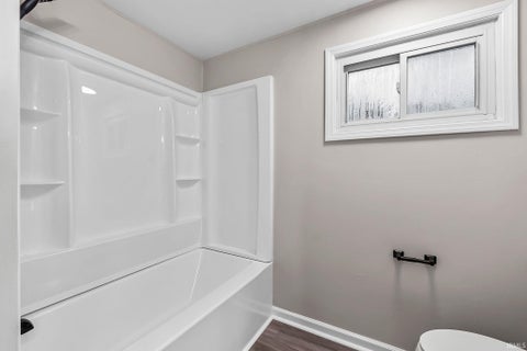 Tiny photo for 5009 Woodford Drive, Fort Wayne, IN 46835 (MLS # 202638823)