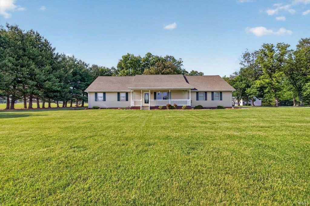 Photo of 504 E 100 S Road, Washington, IN 47501 (MLS # 202618874)