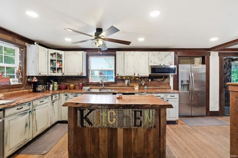 Tiny photo for 601 E 5th Street, Burlington, IN 46915 (MLS # 202639502)