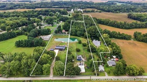 Tiny photo for 601 E 5th Street, Burlington, IN 46915 (MLS # 202639502)