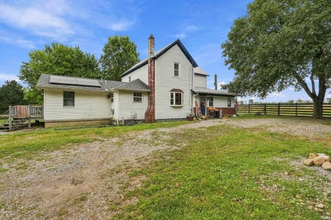 Tiny photo for 601 E 5th Street, Burlington, IN 46915 (MLS # 202639502)