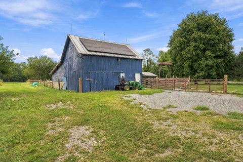 Tiny photo for 601 E 5th Street, Burlington, IN 46915 (MLS # 202639502)