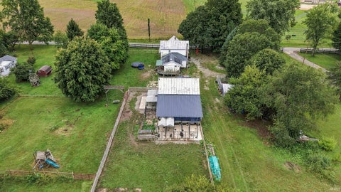 Tiny photo for 601 E 5th Street, Burlington, IN 46915 (MLS # 202639502)