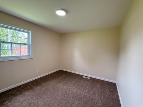 Tiny photo for 5708 Mendota Drive, Kokomo, IN 46902 (MLS # 202619983)