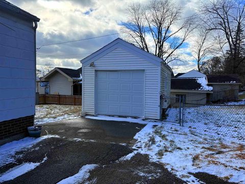 Tiny photo for 352 N Broadway Street, Peru, IN 46970 (MLS # 202601607)