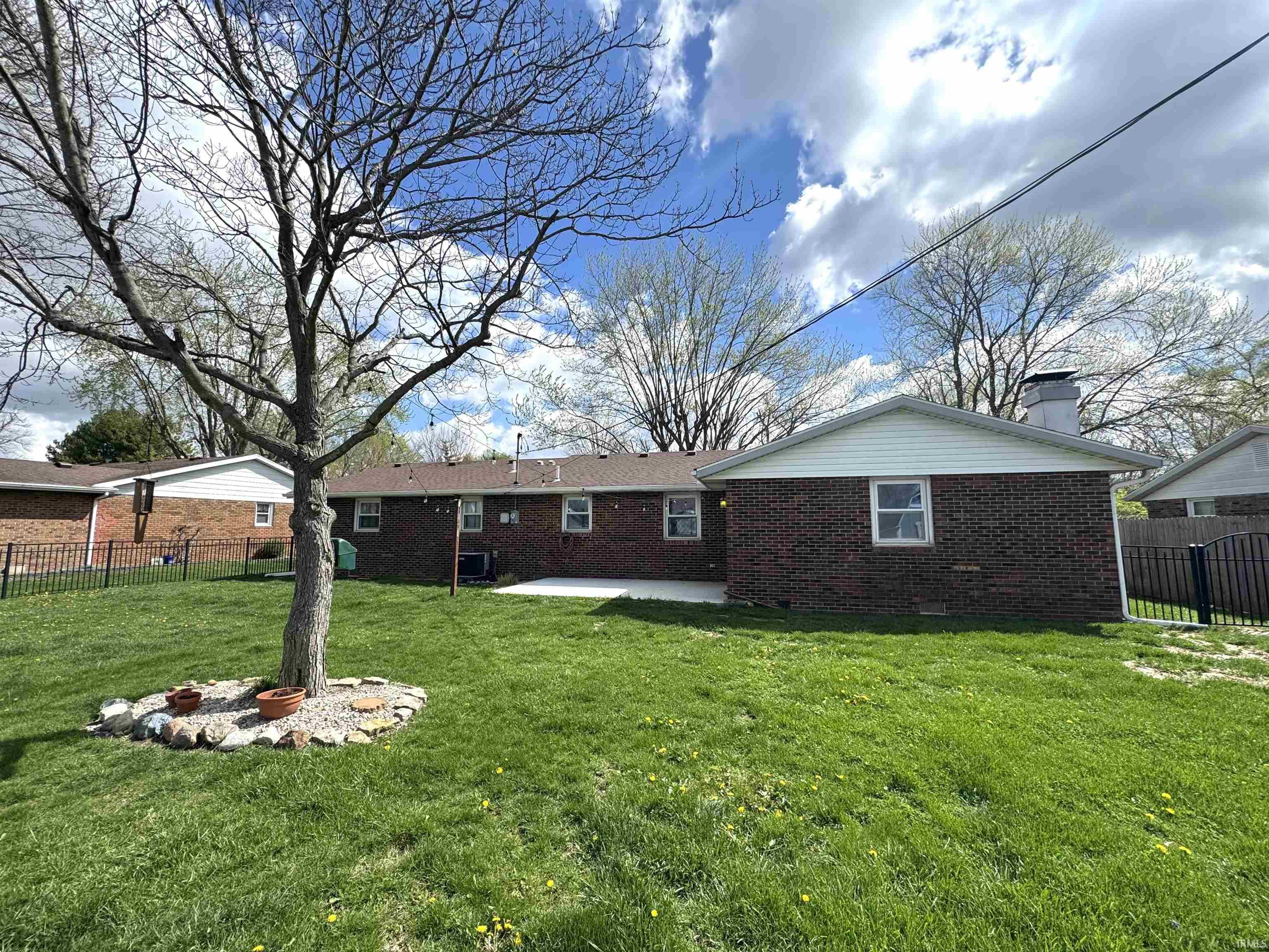 2405 N Old Towne Lane