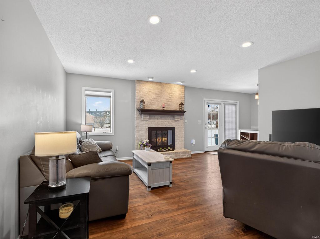 Photo of 2518 Meadowsweet Court, Fort Wayne, IN 46808 (MLS # 202605884)