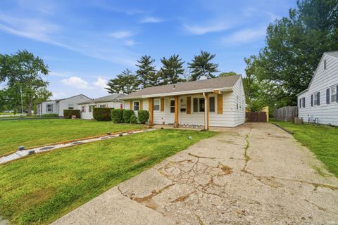 Tiny photo for 3142 Elmwood Avenue, Lafayette, IN 47904 (MLS # 202618821)