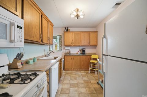 Tiny photo for 3142 Elmwood Avenue, Lafayette, IN 47904 (MLS # 202618821)