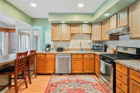 Tiny photo for 1008 Clay Lane, Kokomo, IN 46901 (MLS # 202601936)