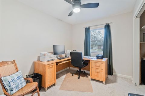 Tiny photo for 1008 Clay Lane, Kokomo, IN 46901 (MLS # 202601936)