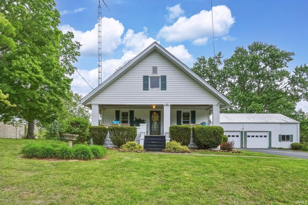 Photo of 2872 Dixie Highway, Bedford, IN 47421 (MLS # 202615318)