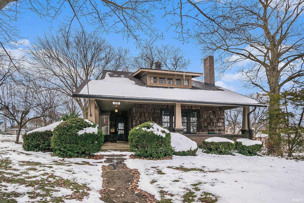 Photo of 115 N Wayne Street, Columbia City, IN 46725 (MLS # 202548902)