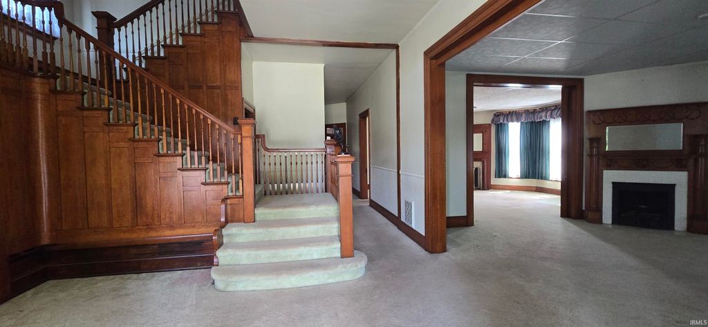 Photo of 77 E 3rd Street, Peru, IN 46970 (MLS # 202629564)