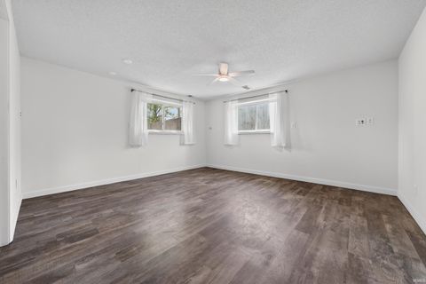 Tiny photo for 1420 W RICHMOND Street, Kokomo, IN 46901 (MLS # 202614139)