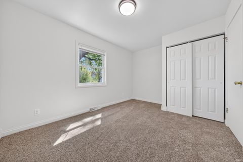 Tiny photo for 1420 W RICHMOND Street, Kokomo, IN 46901 (MLS # 202614139)