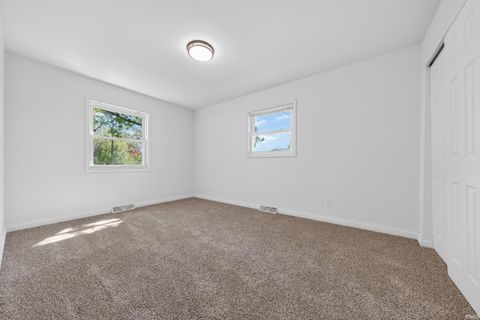Tiny photo for 1420 W RICHMOND Street, Kokomo, IN 46901 (MLS # 202614139)